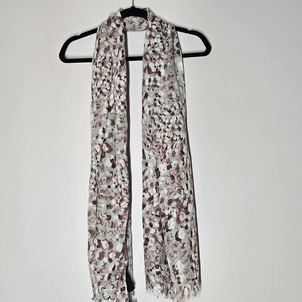 Ted Baker Womens Annett Lightweight Woven Herringbone Scarf NWT Timeless Classic